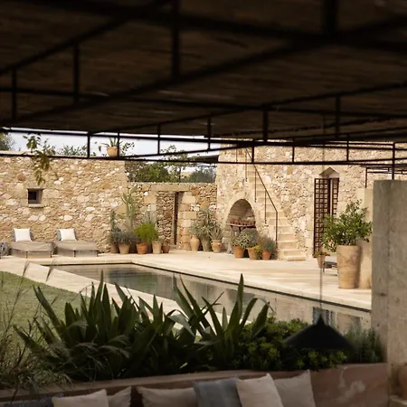 Nocleg ze śniadaniem Masseria Palaci Torre Pali